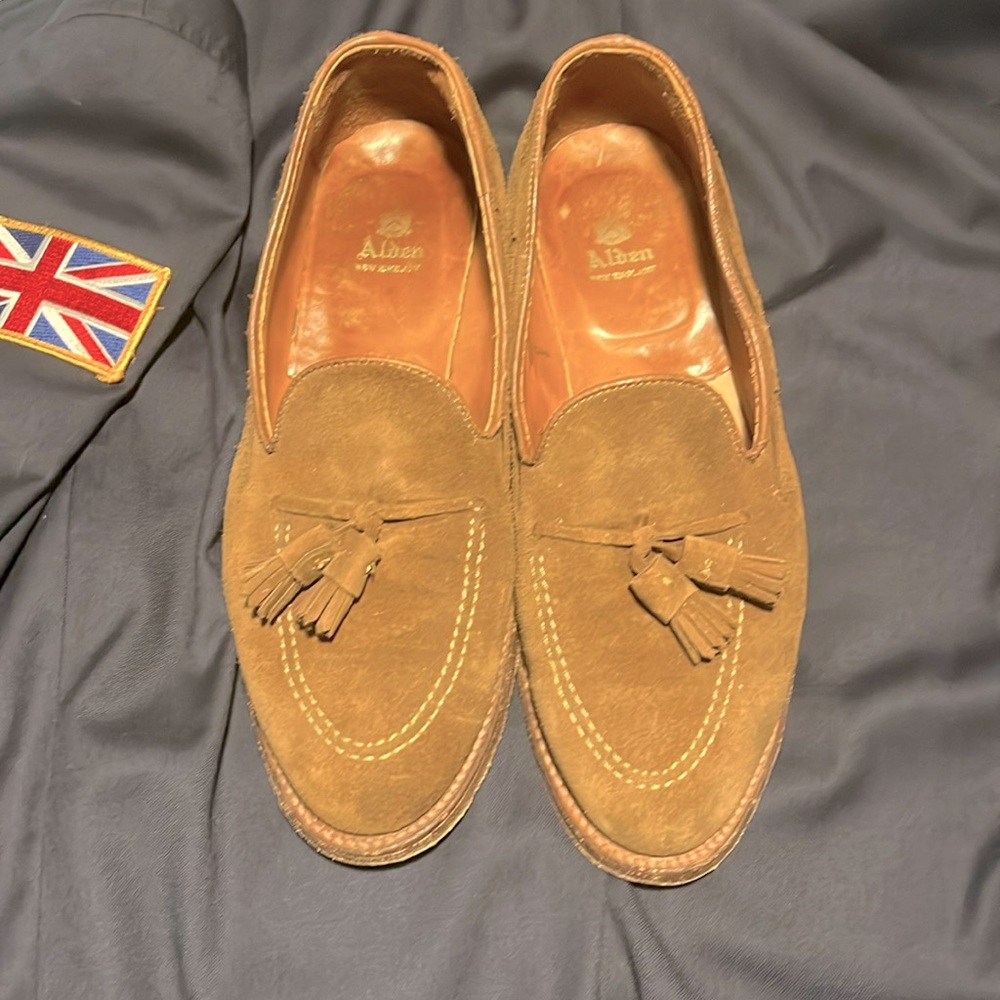Alden suede tassel loafers in excellent condition